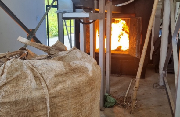 Đặc điểm nổi bật của lò hơi đốt củi mà bạn chưa biết
